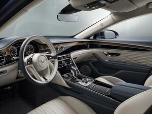 Flying Spur الجديدة كلّياً