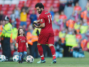 محمد صلاح وابنته مكة