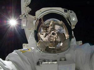 Best Selfie ever with the Sun (Twitter)