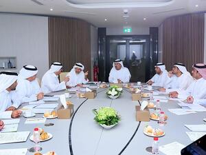 "العليا لحماية المستهلك" تناقش تطور التجارة الإلكترونية في منافذ البيع الرئيسية