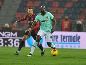 لوكاكو يقود إنتر لفوز صعب