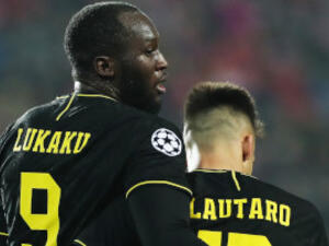 لاوتارو ولوكاكو يتألقان