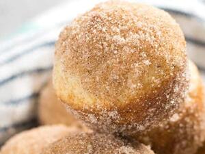 مافن دونات بالسكر والقرفة