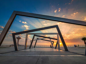 Beautiful Sunrise view at Dammam Al Khobar Corniche Saudi Arabia (Shutterstock)	