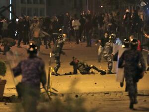 حطم عدد من الشبان مدخل مؤسسة مياه لبنان في مدينة صيدا