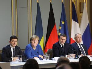 (FromL) Ukrainian President Volodymyr Zelensky, German Chancellor Angela Merkel, French President Emmanuel Macron and Russian President Vladimir Putin give a press conference after a summit on Ukraine at the Elysee Palace, in Paris, on December 9, 2019. (AFP/ File Photo)