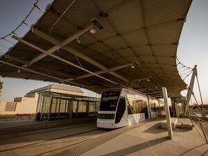 مؤسسة قطر تُطلق ترام المدينة التعليمية أكثر وسائل النقل استدامة