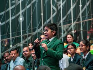 احتفاء الطلاب بمرور 150 عامًا على وضع الجدول الدوري للعناصر الكيميائية