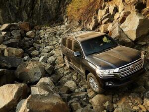 مبيعات سيارات تويوتا لاند كروزر الأسطورية تتخطى حاجز الـ 10 ملايين حول العالم