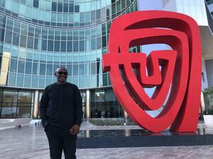 Conceived by world-renowned artist, Victor Ekpuk, the new landmark sculpture in the heart of the Diplomatic Area pays tribute to the Kingdom and reflects the changing face of a 40-year-old institution.