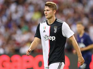 ماتياس دي ليخت