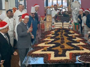 Bab Al Qasr Hotel & Residences Welcomes the Festive Season  With Cake Mixing 