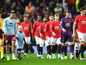 التعادل سيد الموقف بين يونايتد وفيلا