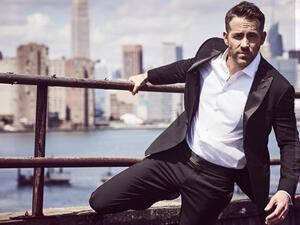 Reynolds had the chance to introduce his young family to the rich culture of the Arab world for the first time.