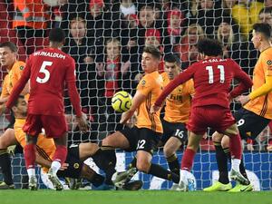 ليفربول ينتزع انتصاراً صعباً