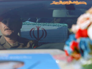 نفذت الولايات المتحدة فجر الجمعة ضربة في محيط مطار بغداد استهدفت سيارة سليماني والمهندس 