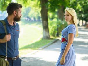 إذا كان الرجل يحب الاستماع كثيراً للمرأة ولا يكل ولا يمل من حديثها أبداً