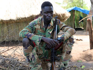  السلطات العسكرية في السودان قد أعلنت حسم عملية التمرد التي نفذها أفراد من جهاز الأمن والاستخبارات 