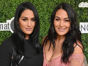 نيكي وبراي بيلا