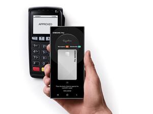 شراكات استراتيجية بين سامسونج وأبوظبي الأول وأبوظبي الإسلامي لتوسيع خدمة Samsung Pay في الإمارات 