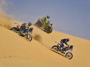 Stage 10 of the Dakar Rally wound its way from Haradh to Shubaytah on Wednesday. (Supplied: Dakar Rally)