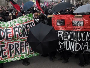 French PM Proposes A 'Constructive And Responsible Compromise' To Unions