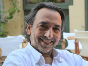 Georgetown Professor Puts Qatar Foundation’s Art Ambitions in Historical Context