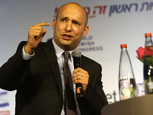 وزير الدفاع الإسرائيلي نفتالي بينيت