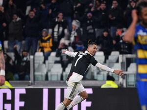 رونالدو يقود يوفي للفوز