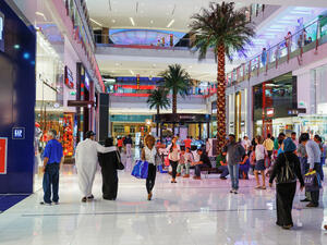 Shop Smart: 5 Hacks to Make the Most of the Dubai Shopping Festival
