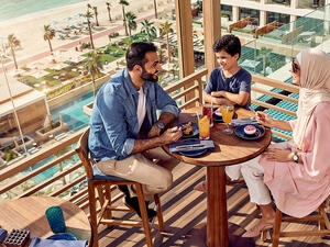 كونوا على الموعد مع حفلات "ليونيل ريتشي" و"وَن ريبابلك" وأفضل العروض البوليوودية