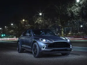 Q by Aston Martin – Commission’ allows customers to create tailored options for their personal specification. 