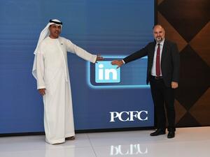 جمارك دبي تُطلق صفحتها الرسمية على موقع لينكد إن