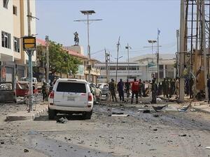 Roadside bomb kills 3 soldiers (Twitter)