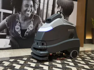 Isnaad Tests Newly-Launched Autonomous Cleaning Machine Nilfisk Liberty SC50 to Advance Tech Adoption   