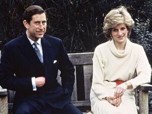 In the footage, Prince Charles appeared turning his back (source: @camaalot Instagram)