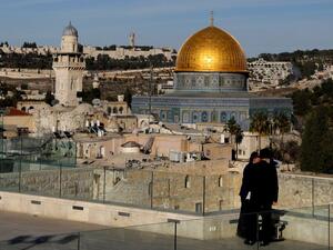 "إسرائيل" تعكف حاليا على ربط القدس الغربية، مع حائط البراق