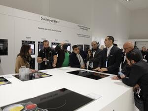 تضيف سامسونج فئات جديدة من الثلاجات الأكثر قابلية للتخصيص ومستوى جديد من العناية بالملابس إلى مجموعة منتجاتها المتصلة لعام 2020