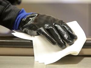 MTA cleaning staff disinfect the 86th St. Q train station on March 4, 2020 in New York City. Six people have been diagnosed with novel coronavirus in the metro New York area, including one community spread infection. Yana Paskova/Getty Images/AFP Yana Paskova / GETTY IMAGES NORTH AMERICA / AFP