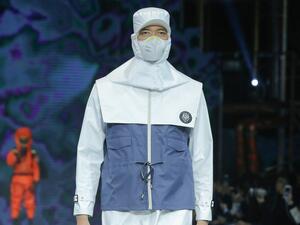 Face masks by Prada, hand sanitizer by Louis Vuitton, nonsurgical gowns by Burberry (Twitter)