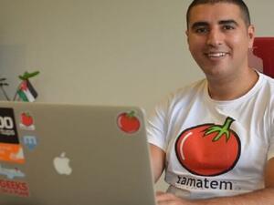 Electronics, Tomatoes or Ketchup. What is This TV Host Talking About ? 