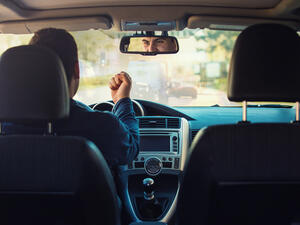 “You’re Beautiful, Queen of Beauty and Grace”, an Uber Driver Inappropriately Flirts With a Female Passenger in Saudi Arabia. 