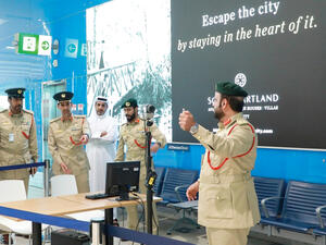 الإمارات مددت حظر تجول يسري بأنحاء البلاد من المساء إلى الصباح