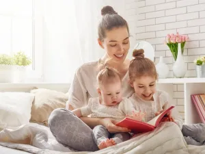 وجود مولود جديد يحتاج إلى وقت كبير نظراً إلى احتياجاته المتكررة