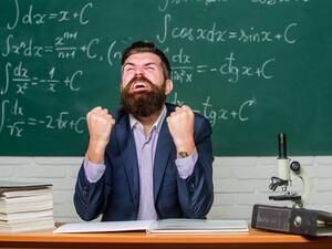 من الأفضل ألا تترك عملك قبل أن تجد آخر