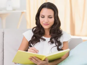 هنالك بعض العادات الصحيّة الخاطئة التي قد تُلحق الأذى بالمرء وتهدد صحته