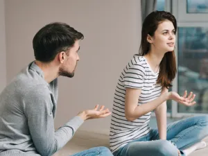 الحب المتحكم هي حالة الحب المفرط الذي يخنق الحالة النفسية العامة للمرأة