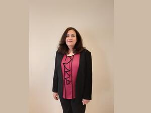 دور تكنولوجيا الاتصالات والمعلومات في تمكين القطاعات والمؤسسات والأفراد من التواصل فيما بينهم على أتم وجه خلال الأزمات العالمية. 