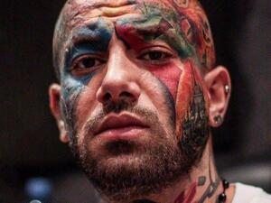 مغني الراب الإيراني "أمير حسين مقصودلو" والمعروف باسم "تاتالو"