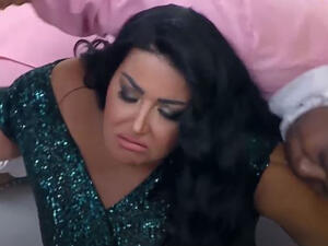 Fifi Abdo 'Scares the Bejesus' out of Sumayya Alkhashab in Her Ramadan Prank Show.. Watch